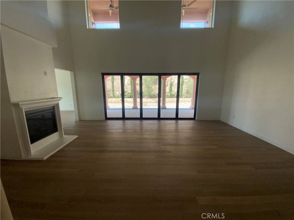 Riverside, CA 92506,17190 Small Canyon LN