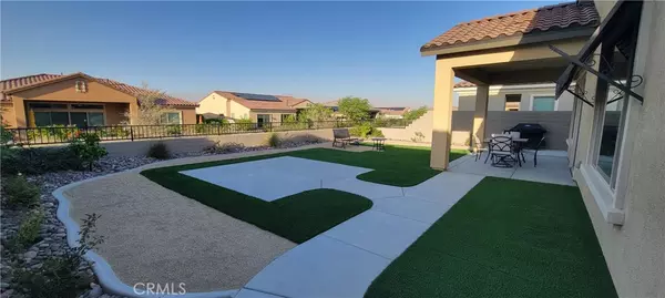 Rancho Mirage, CA 92270,82 Burgundy