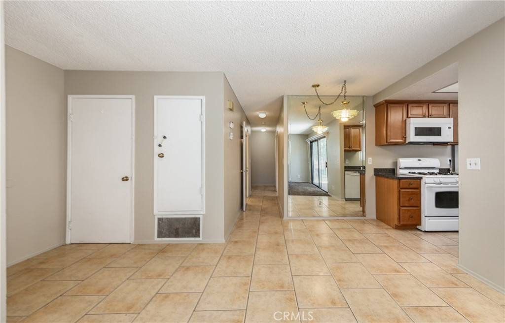 Redlands, CA 92374,1169 E Cornell AVE #52