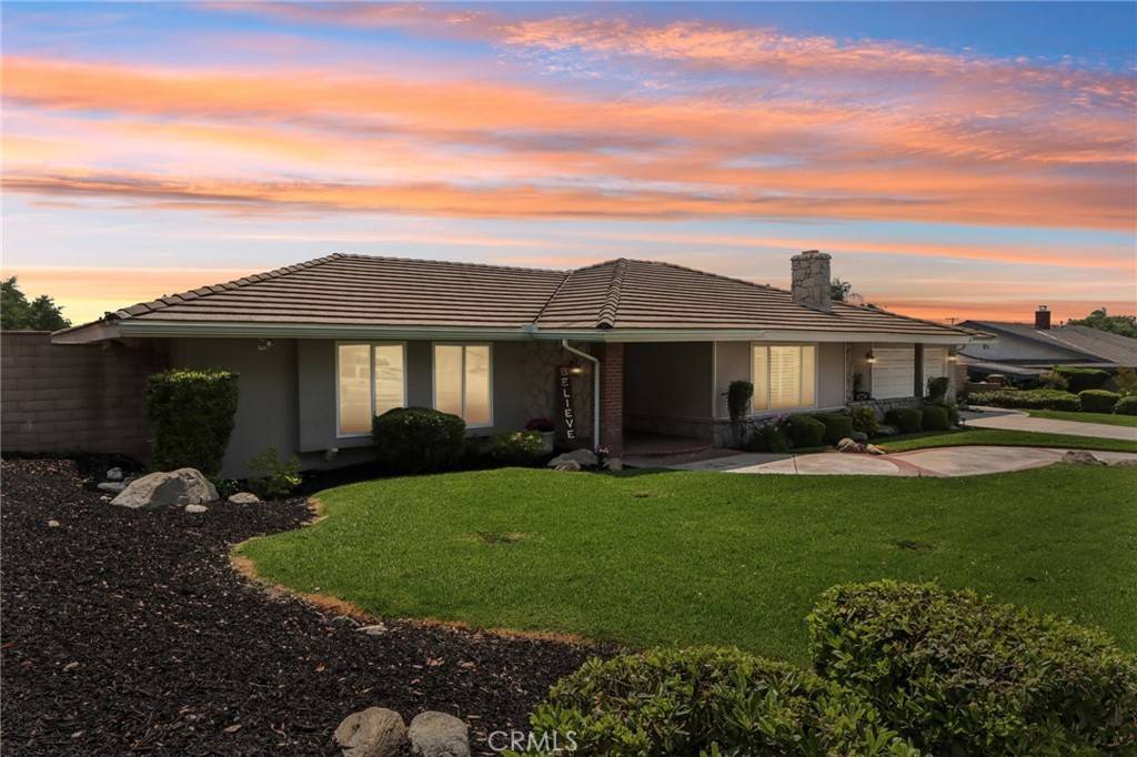 1926 N Vallejo WAY, Upland, CA 91784