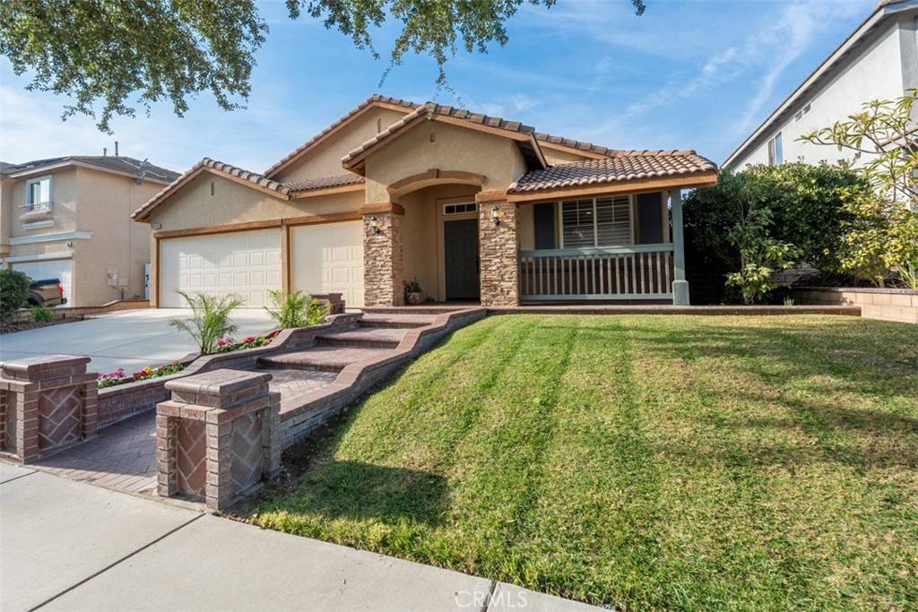 960 Hemingway DR, Corona, CA 92878