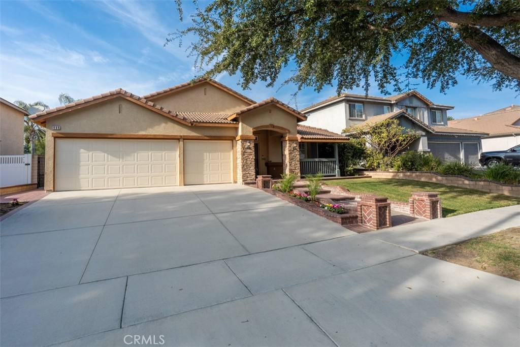 Corona, CA 92878,960 Hemingway DR