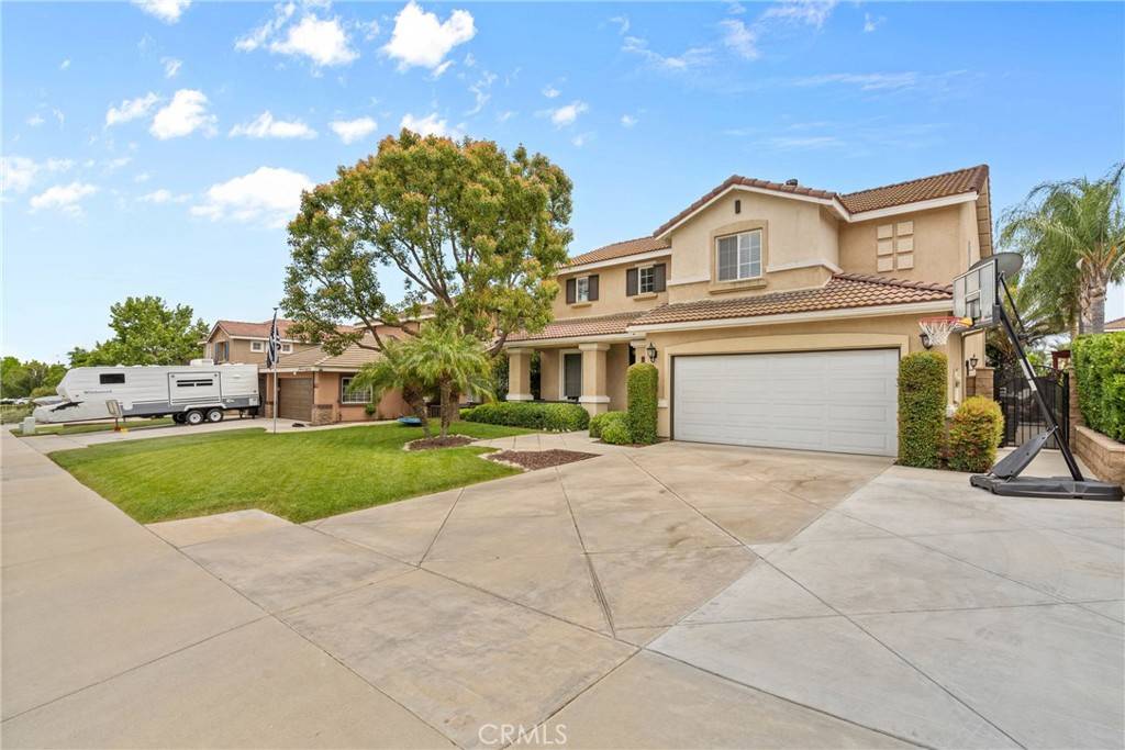 Riverside, CA 92508,20727 Stony Brook CIR