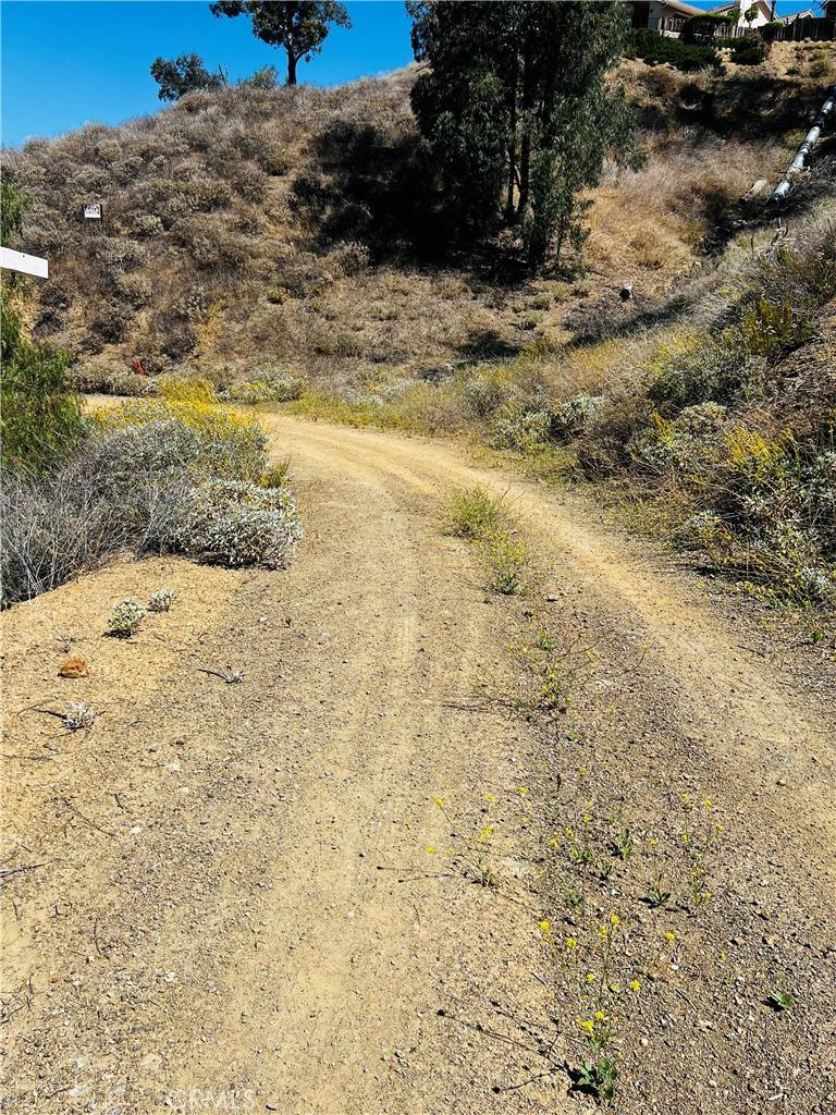 Lake Elsinore, CA 92530,0 Barkschatt ST