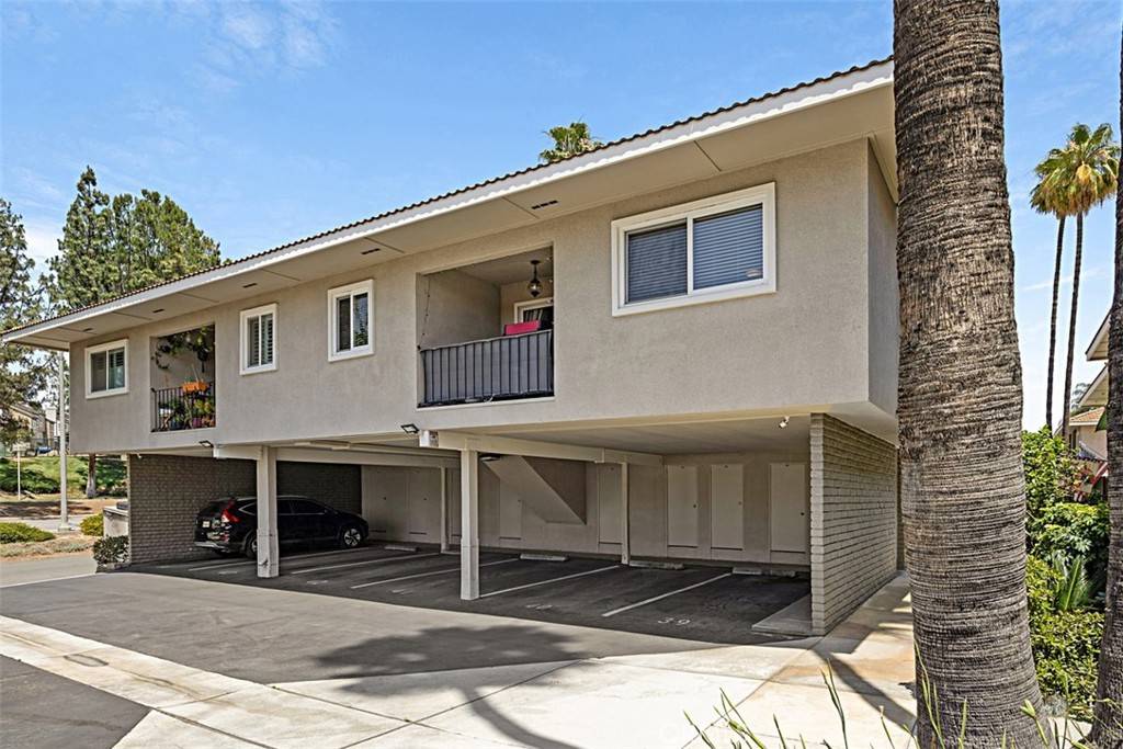 Riverside, CA 92507,1040 Central AVE #10