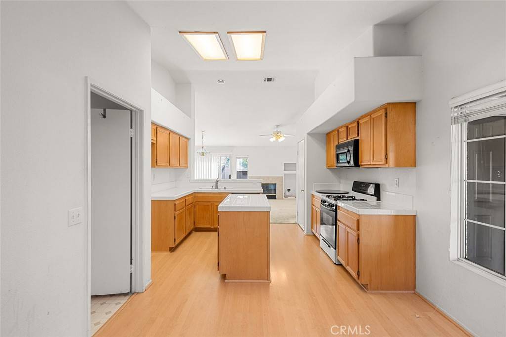 Winchester, CA 92596,36453 Rotterdam ST