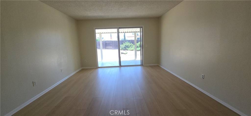 Riverside, CA 92507,260 W Shady Grove DR