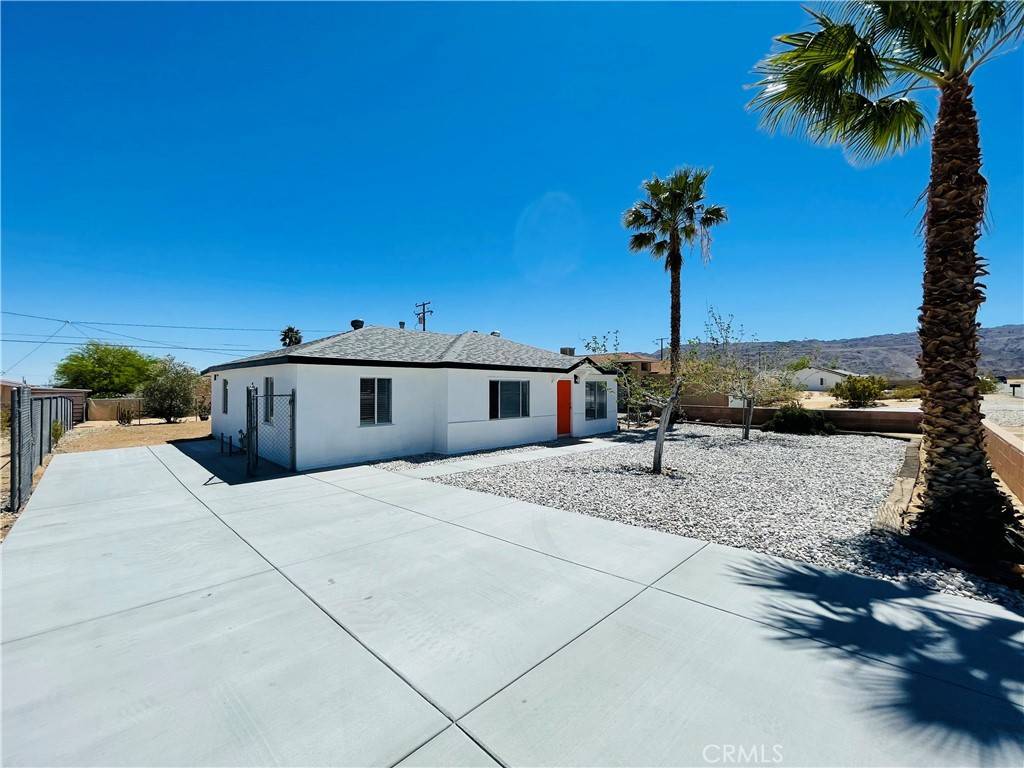 29 Palms, CA 92277,5619 Daisy AVE