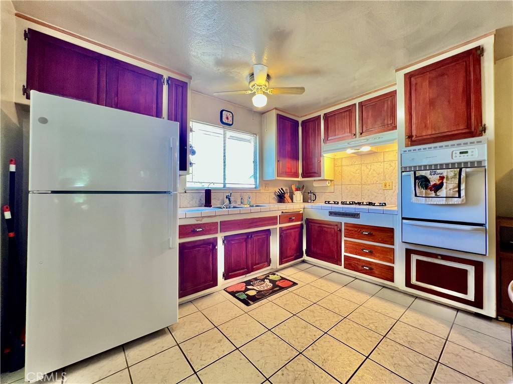 Riverside, CA 92504,8675 Colorado AVE
