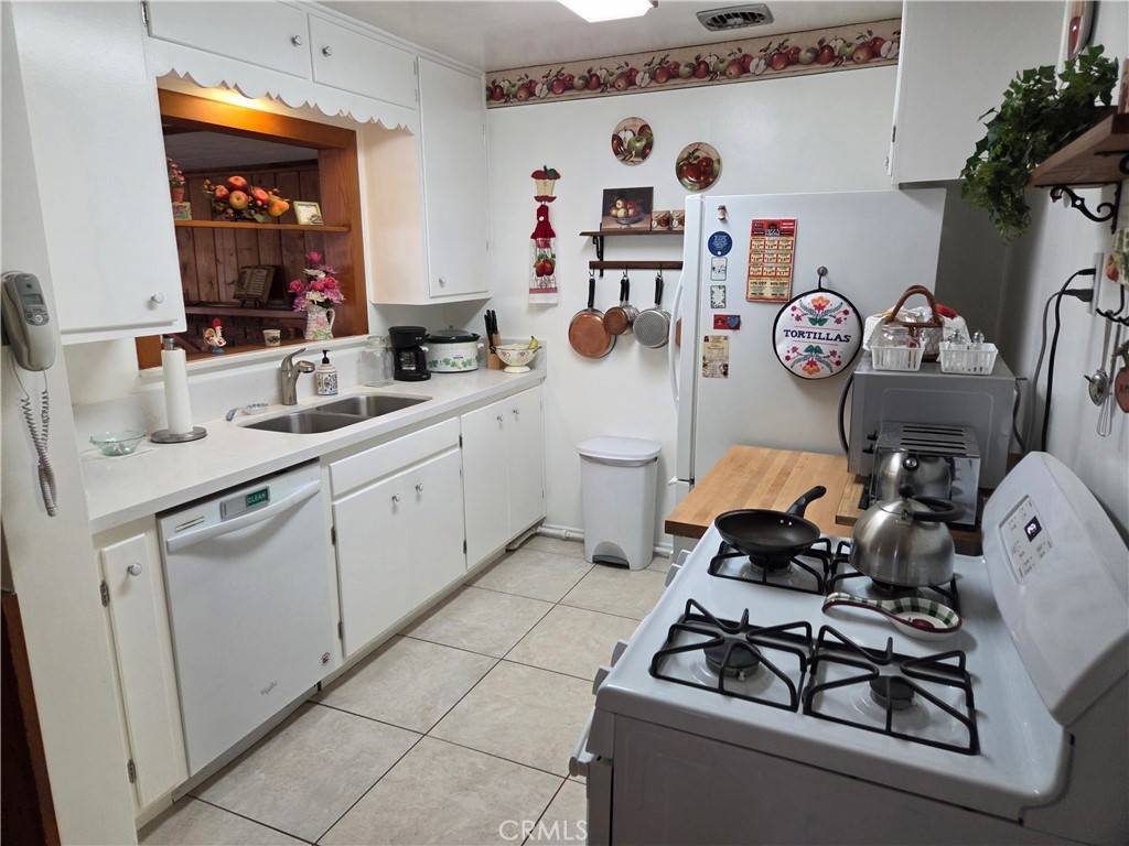 Jurupa Valley, CA 92509,4249 Lindsay ST