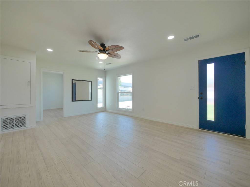 San Bernardino, CA 92410,24931 Vine ST