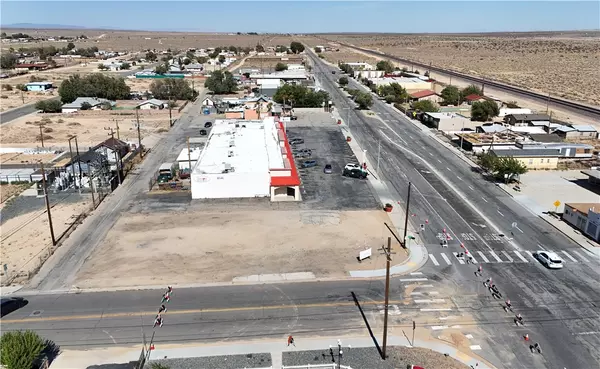 Boron, CA 93516,27001 20 Mule Team RD