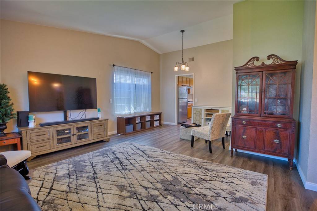 Riverside, CA 92509,5833 Palencia DR