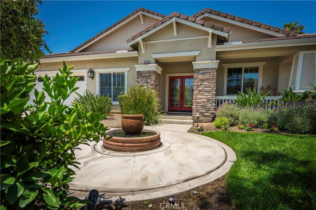 Eastvale, CA 92880,6565 Mallory CT