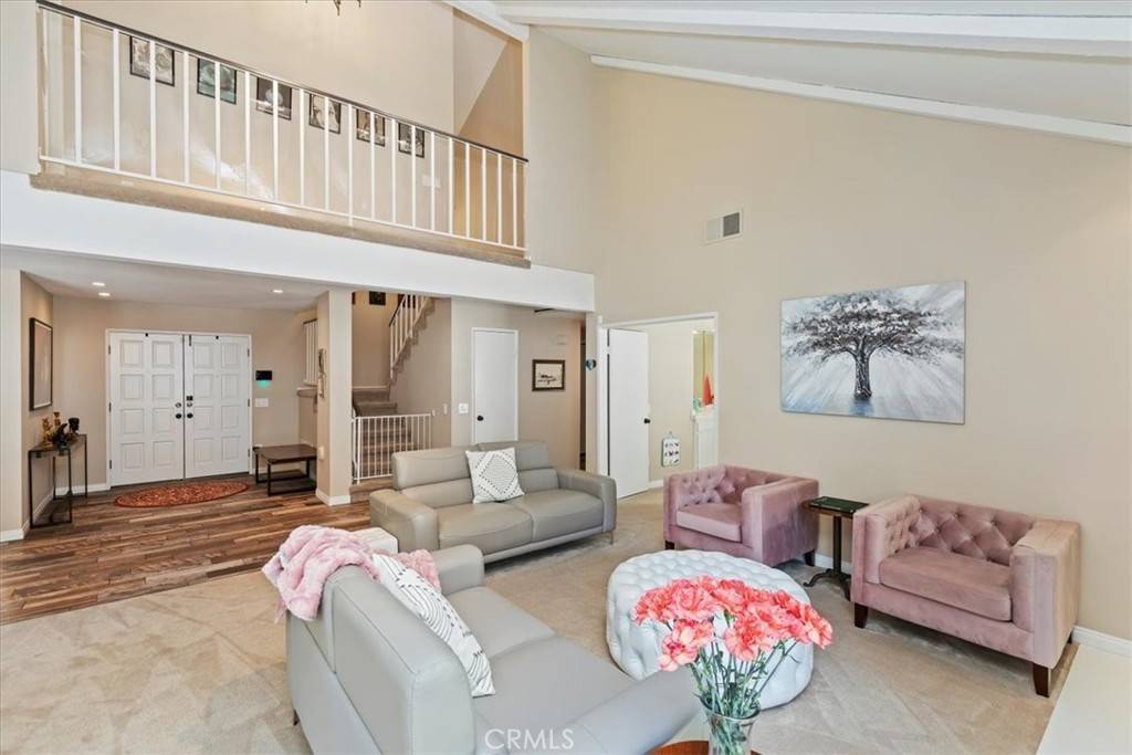 Orange, CA 92869,169 S Stonebrook DR #16