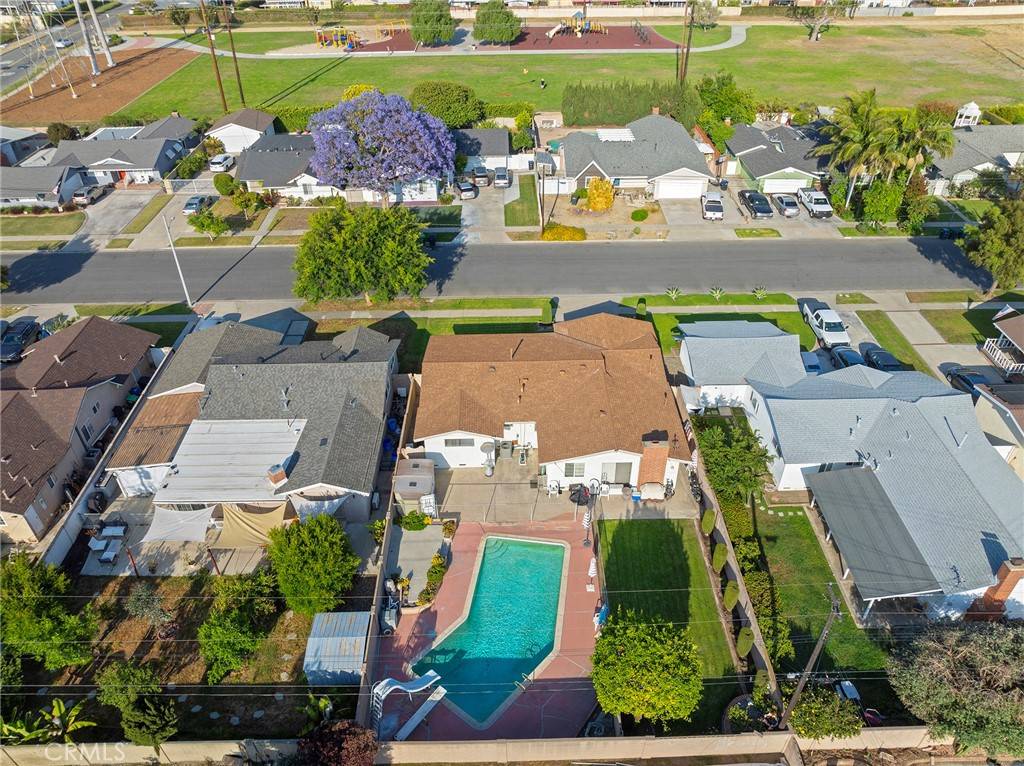Stanton, CA 90680,10211 Macduff ST