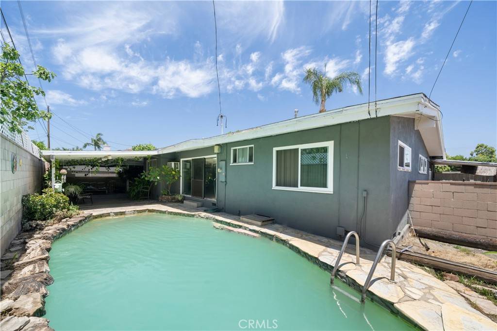 Hacienda Heights, CA 91745,16140 Bycroft ST
