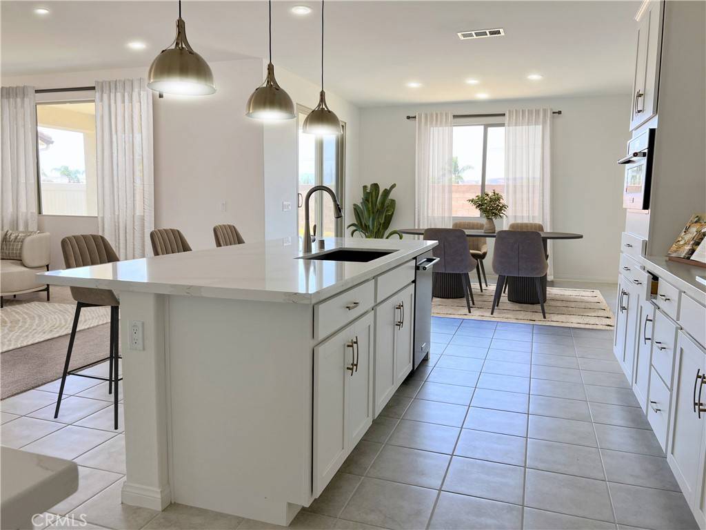 Riverside, CA 92503,17727 Santa Lucia CT