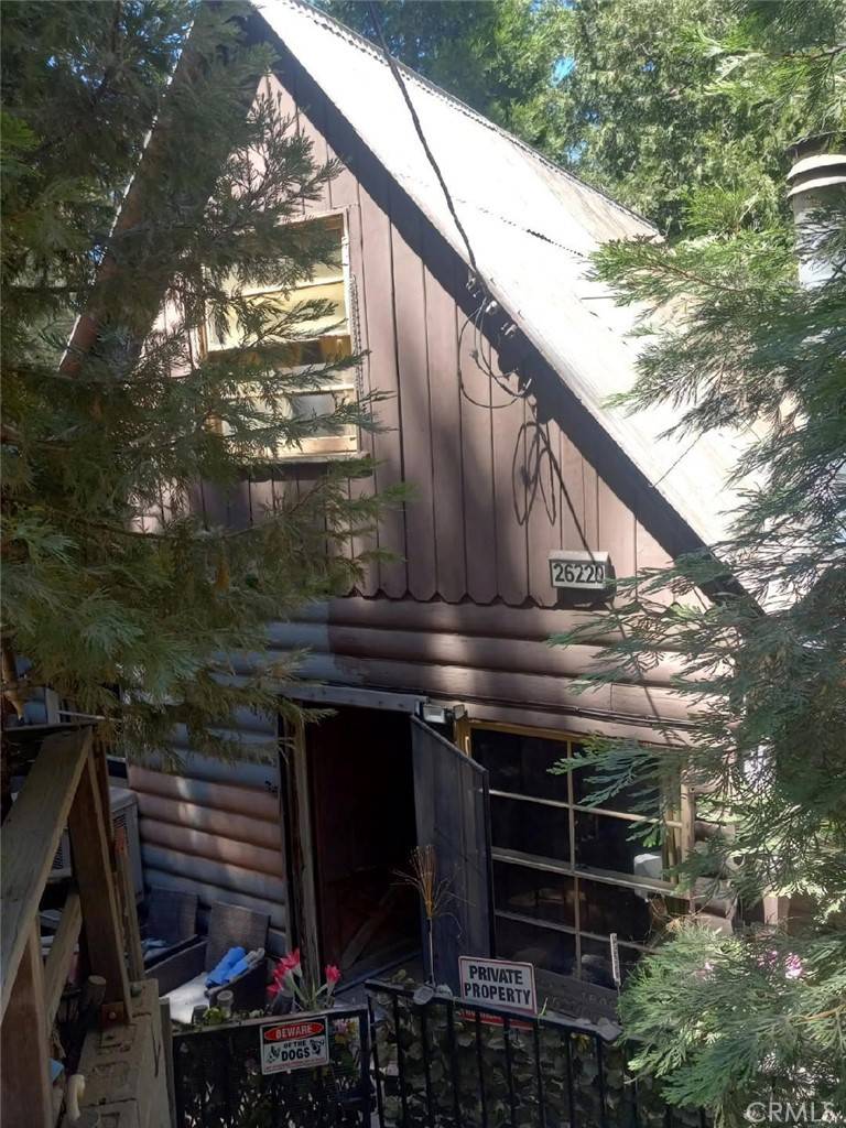 26220 Boulder LN, Twin Peaks, CA 92391