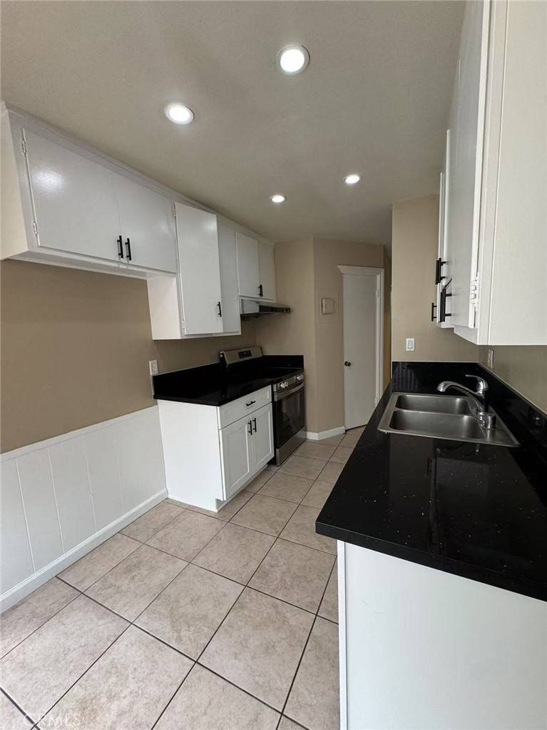 Riverside, CA 92503,4719 Jackson ST #20