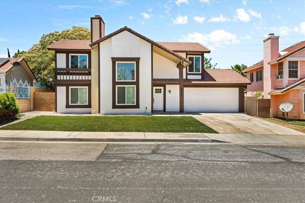 37727 Dixie DR, Palmdale, CA 93550