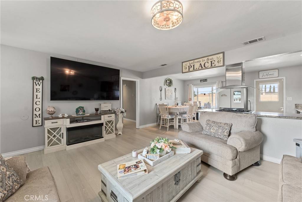 Rialto, CA 92376,624 N Yucca AVE