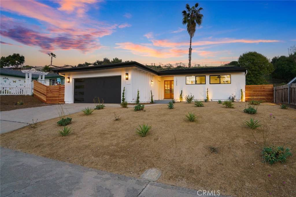 Poway, CA 92064,13455 Carriage RD