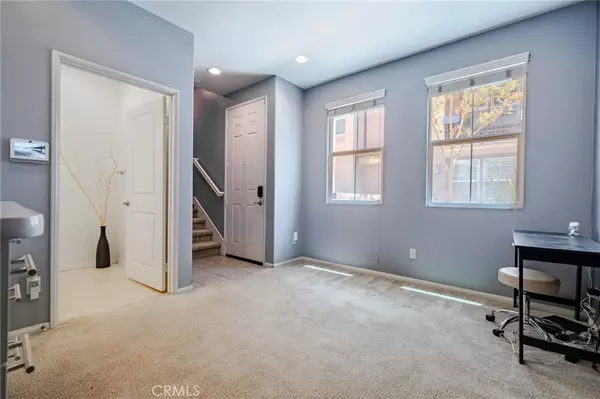 Eastvale, CA 91752,12463 Phoenix CT