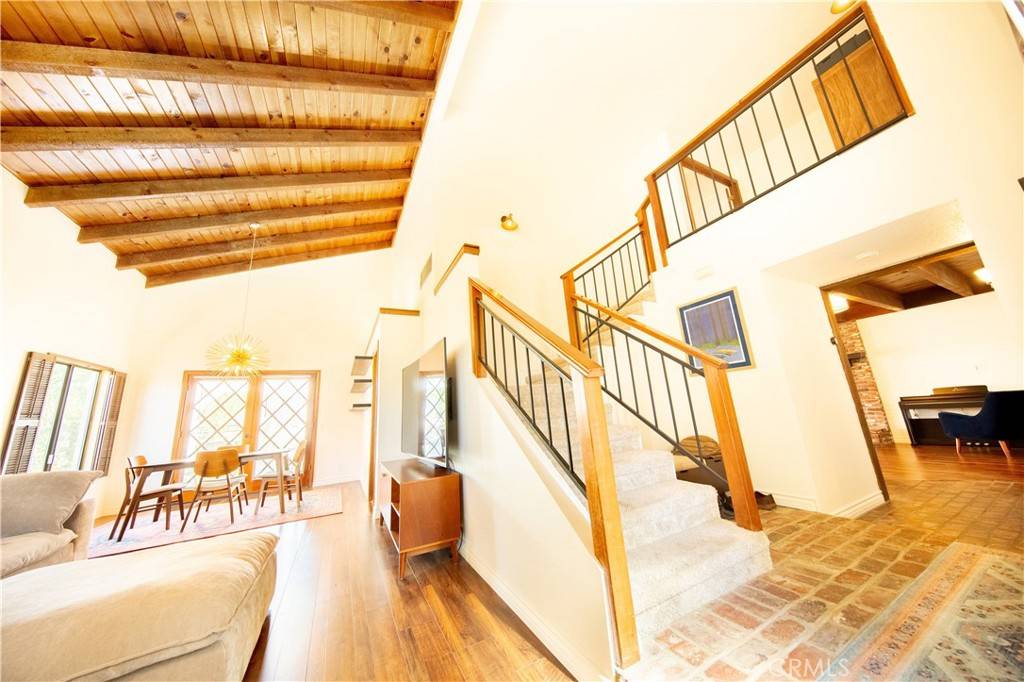 Victorville, CA 92395,13685 Hidden Valley RD
