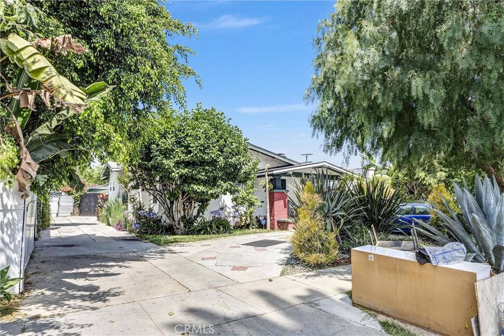Los Angeles, CA 90043,5725 5th AVE