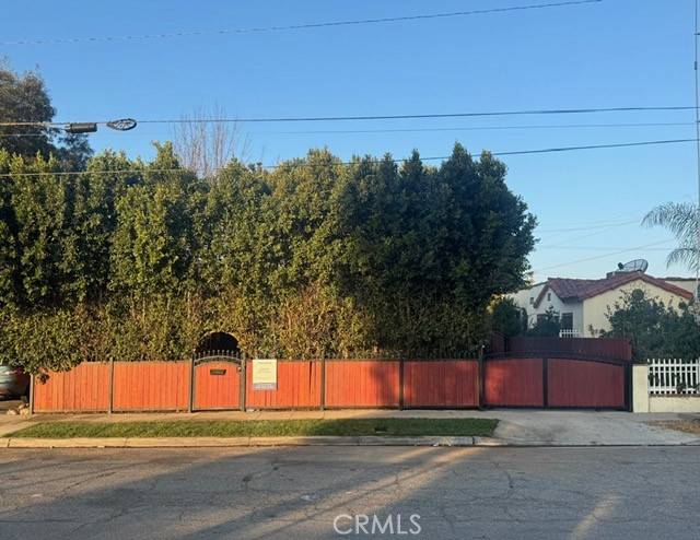 Pomona, CA 91768,1355 N Gordon ST