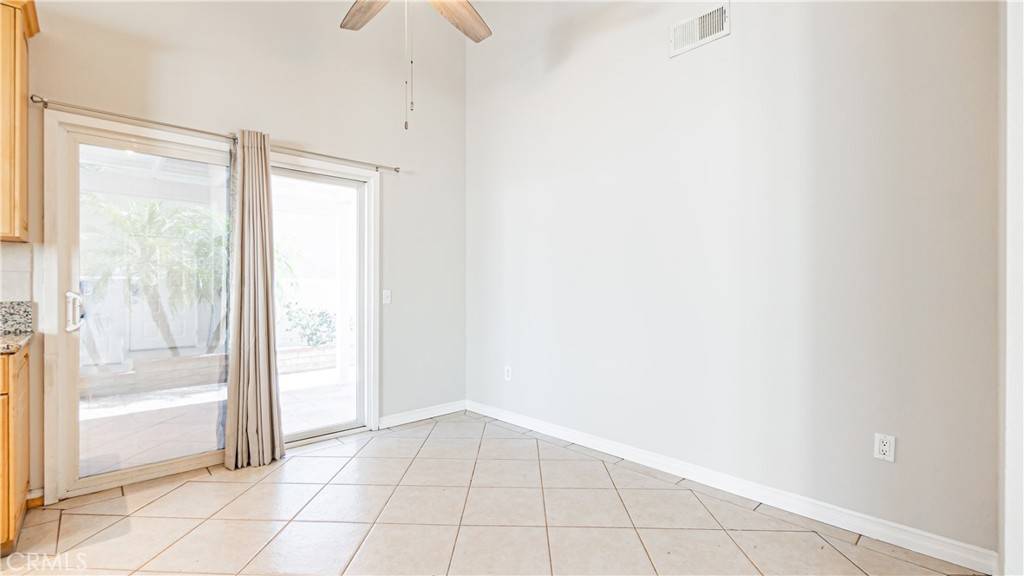 Fontana, CA 92337,14053 Bluewood DR