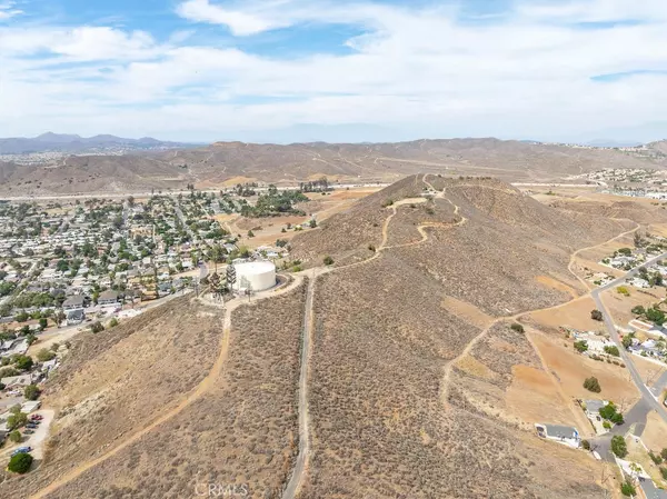 Lake Elsinore, CA 92530,0 Ridge RD