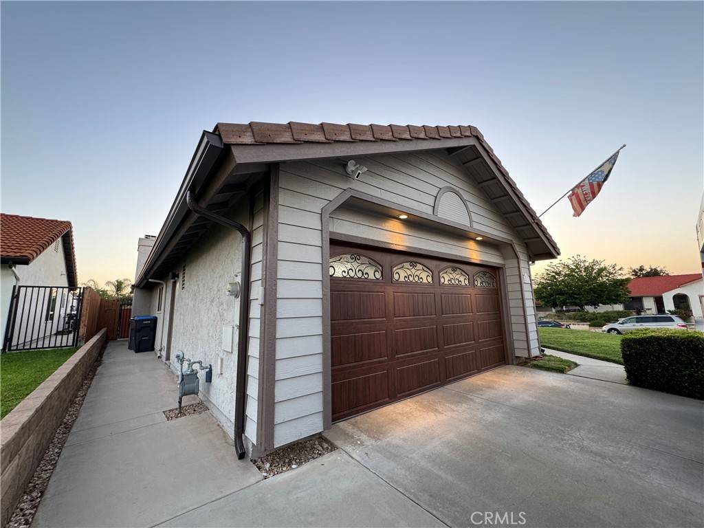 Murrieta, CA 92563,39781 Pin Oak CT