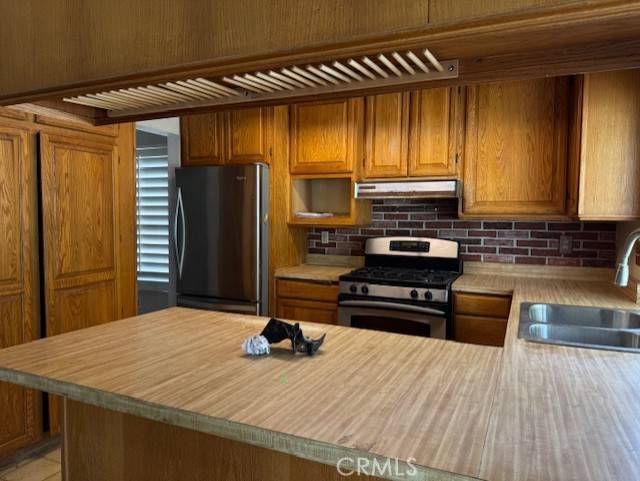 Riverside, CA 92504,8641 Limestone DR