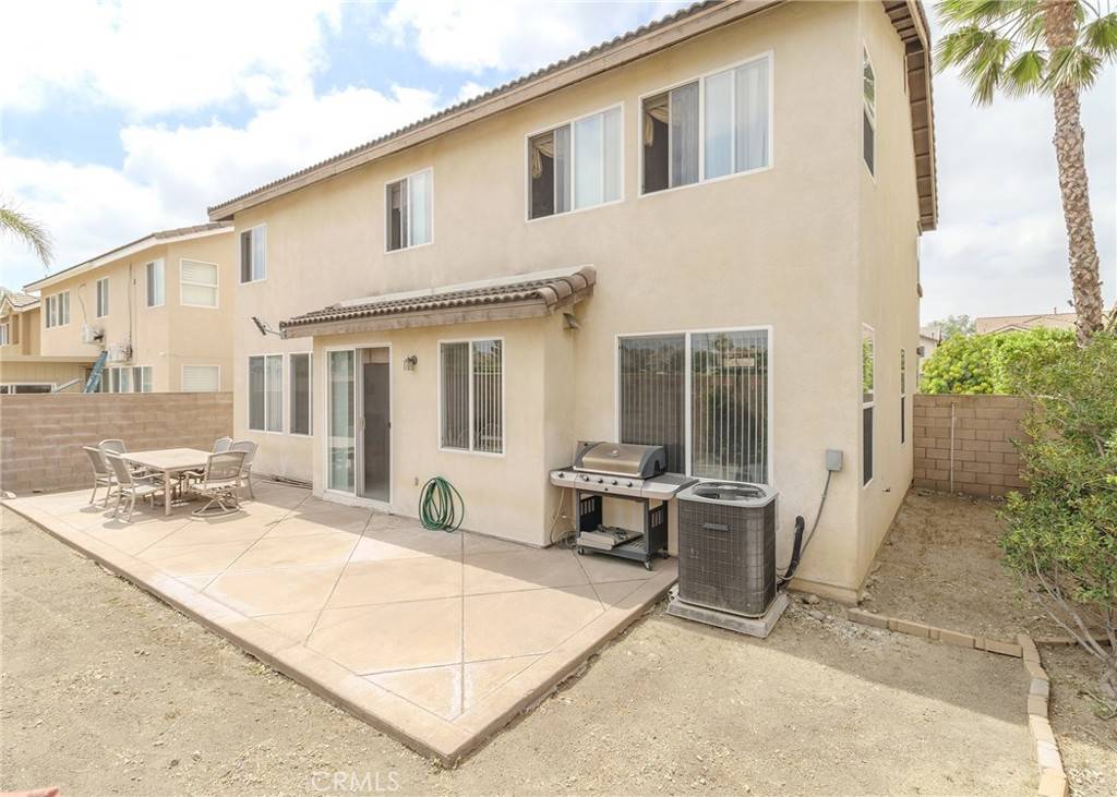 Fontana, CA 92336,15474 Jackson DR