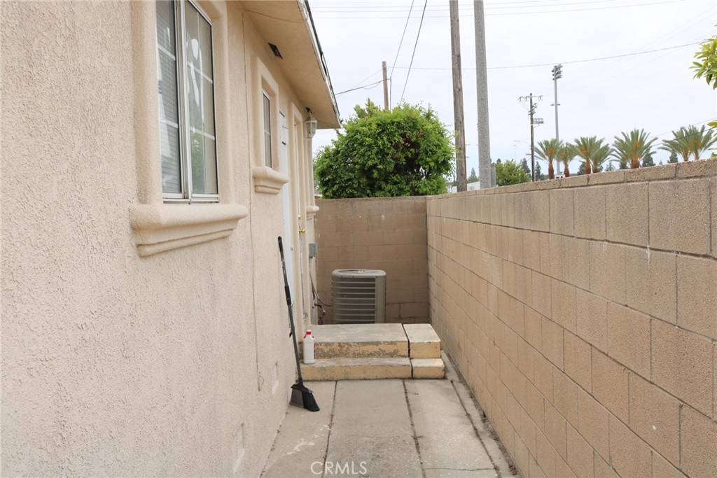 Fullerton, CA 92833,3641 W Oak AVE
