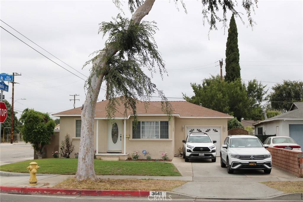 3641 W Oak AVE, Fullerton, CA 92833
