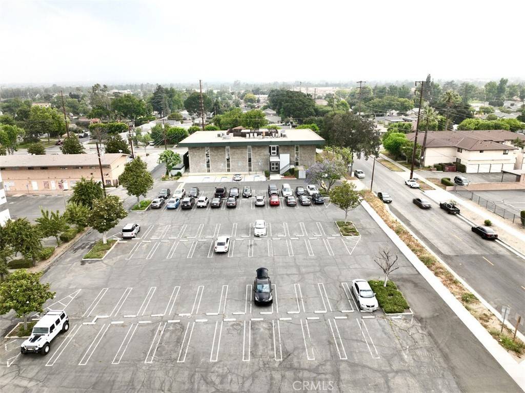Upland, CA 91786,360 E 7th ST #L