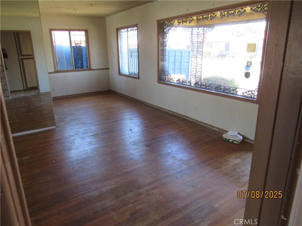 Compton, CA 90222,1410 West Stockwell
