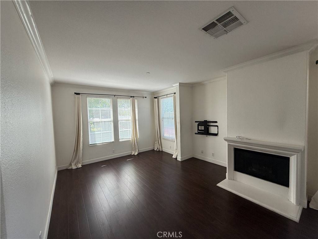 Claremont, CA 91711,194 Principia CT