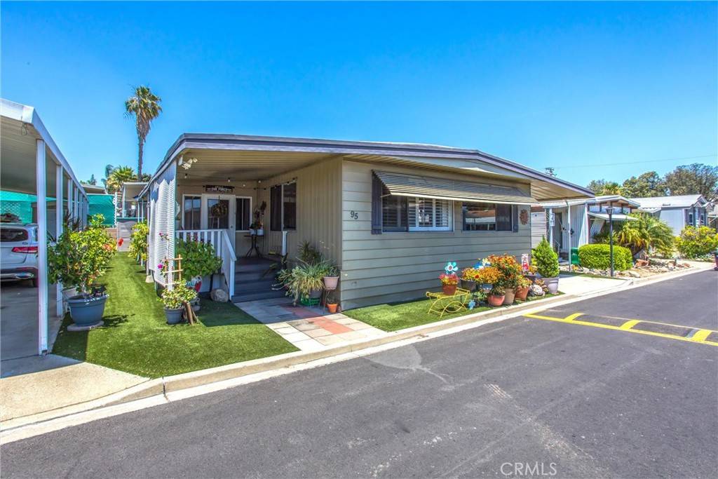 La Verne, CA 91750,2755 Arrow HWY #95