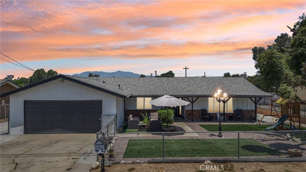 941 Hillside LN, Norco, CA 92860