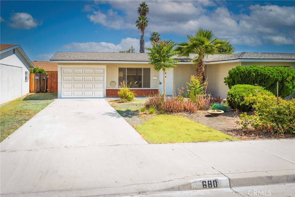 680 Barber DR, Hemet, CA 92543