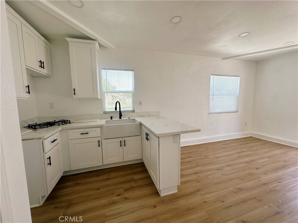 Corona, CA 92882,2026 Newton DR