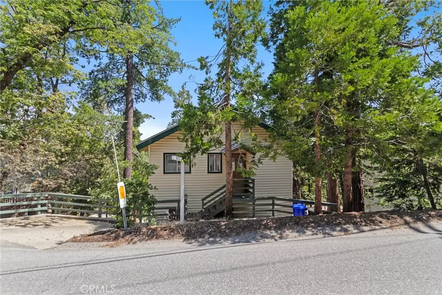 593 Clubhouse, Twin Peaks, CA 92391