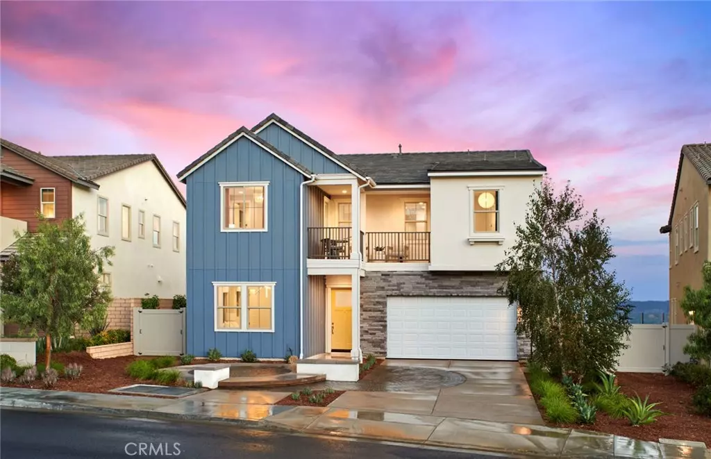 Chatsworth, CA 91311,21156 Poema PL