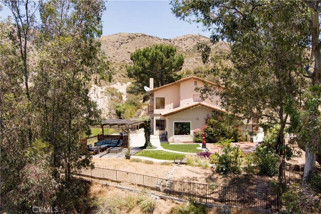3094 Small Canyon DR, Highland, CA 92346