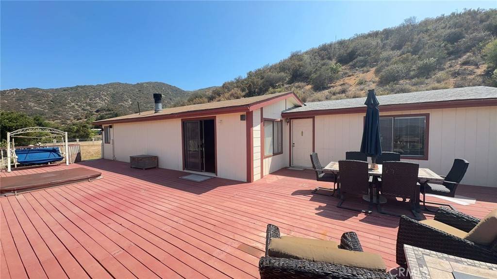 Lake Elsinore, CA 92530,19301 Jasmine CT