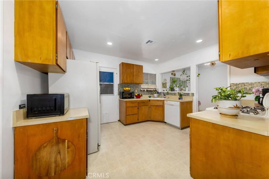 San Bernardino, CA 92407,5064 N Berkeley AVE